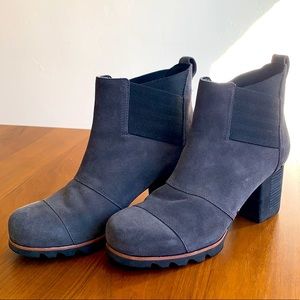 Sorel Addington Gray Suede Heel Chelsea Women's Waterproof Boots Size 10